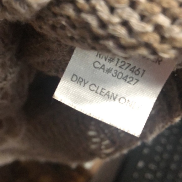 Revolve Wildfox distressed v neck knit sweater - Picture 8 of 12